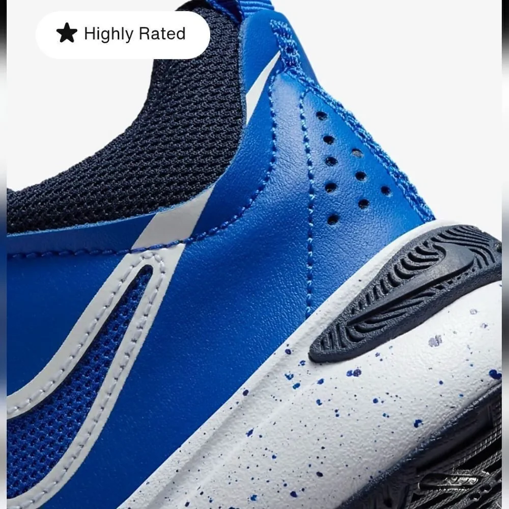 Nike Team Hustle D 11 ,size 5Y